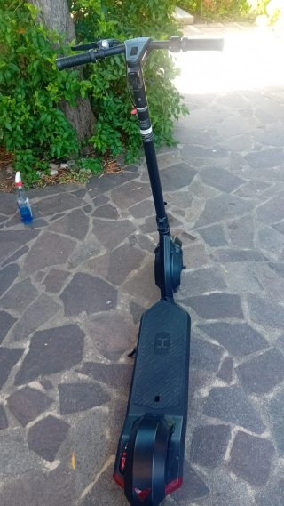 Pattino scooter elettrico