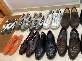 Lote de zapatos de hombre