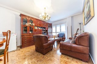 Piso en venta en El Coto en Gijón