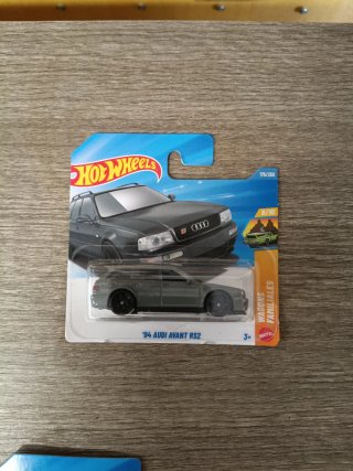 Hot Wheels '94 Audi Avant RS2