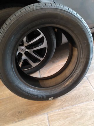 A estrenar Michelin Primacy 5 225/55R17 101W XL A