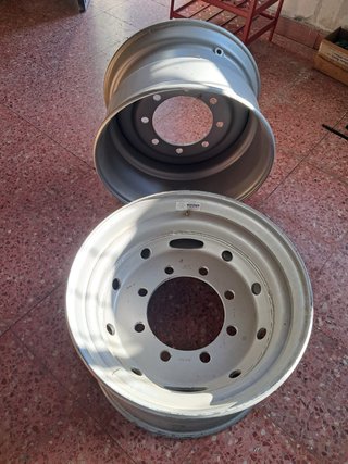 Llantas