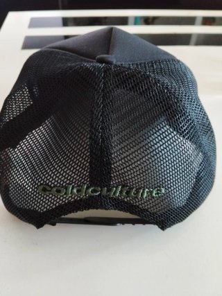 Gorra Coldculture Negra con Blanco