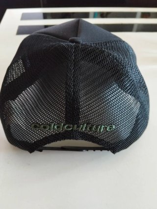 Gorra Coldculture Negra con Blanco