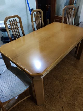 Mesa comedor extensible y 6 sillas madera