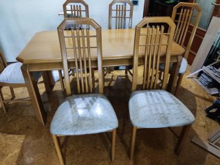 Mesa comedor extensible y 6 sillas madera