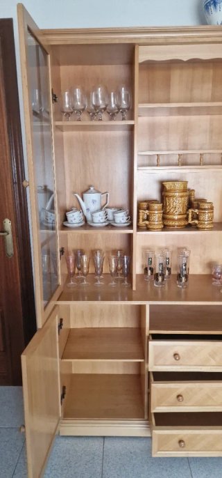 Mueble vitrina alacena madera y cristal