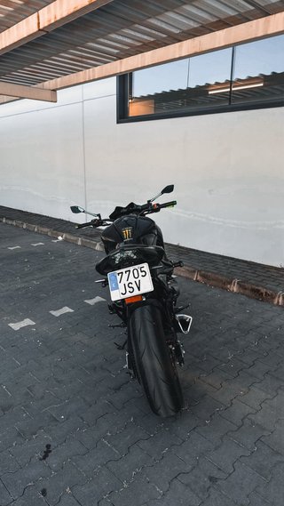 Kawasaki Z800 Negra A 113CV
