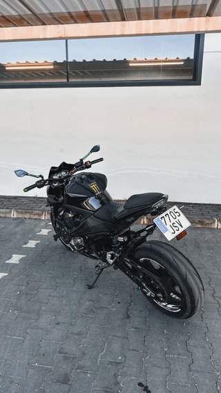 Kawasaki Z800 Negra A 113CV
