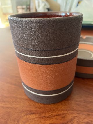 Juego cerámica artesanal: vaso y cenicero