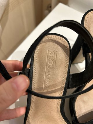 Sandalias de tacón negras