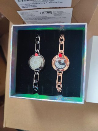 Braccialetti di coppia a distanza bluetooth