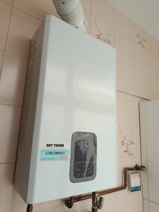 Calentador gas estanco Ariston. Nuevo de 1 año.