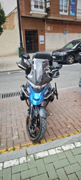 ZONTES trail t 310 Moto gris y Azul