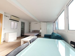 Estudio en alquiler en El Camp d'en Grassot i Gràcia Nova en Barcelona