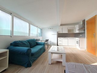 Estudio en alquiler en El Camp d'en Grassot i Gràcia Nova en Barcelona