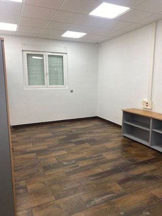 Nave industrial en alquiler en Bembibre
