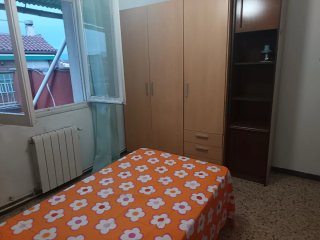 Alquilo habitacion