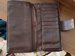 Portafoglio Gucci vintage da riparare