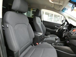 Kia Carens 1.7 CRDi