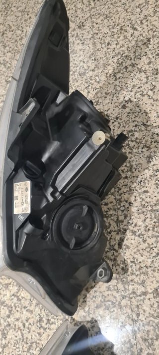 Faros Mercedes Benz Vito W447