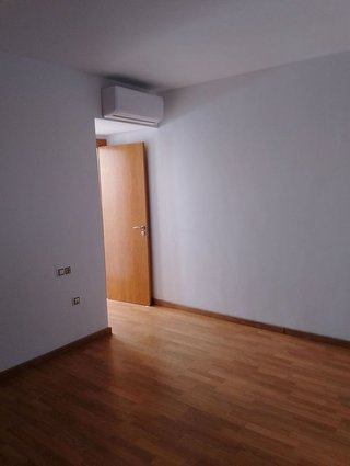 Piso en venta en Linares