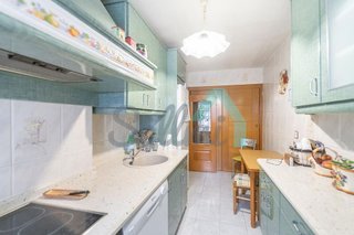 Piso en venta en Milán - Pumarín - Teatinos en Oviedo