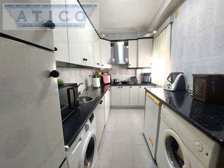Piso en venta en Cruz Roja en Sevilla