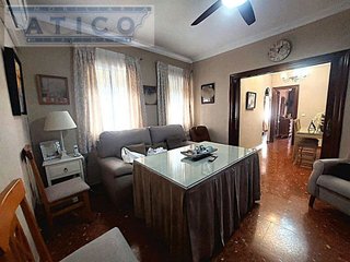 Piso en venta en Cruz Roja en Sevilla