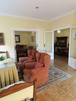Piso en venta en Los Remedios en Sevilla