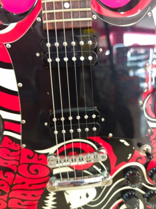 Guitarra Eléctrica Epiphone SG Emily The Strange