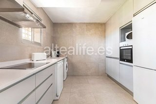 Piso en venta en Zona l'Olla en Altea