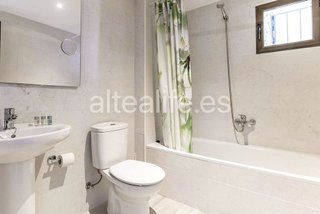 Piso en venta en Zona l'Olla en Altea