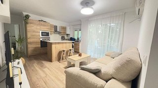 Piso en venta en La Luz - El Torcal en Málaga