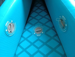 Kayak hinchable Story Dropstitch 1 persona
