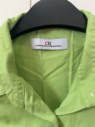Camisa Carolina Herrera verde
