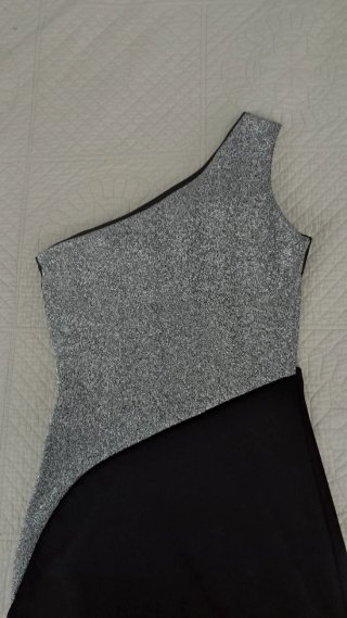 Vestito monospalla Cherry Moda