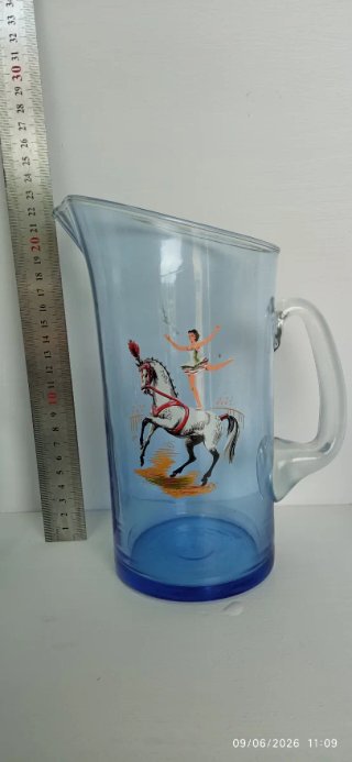 Jarras vintage caballos
