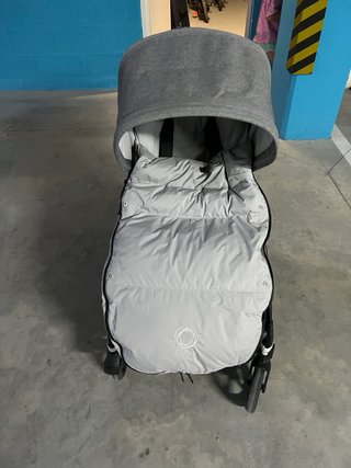 Bugaboo Bee6 negro Capota Gris