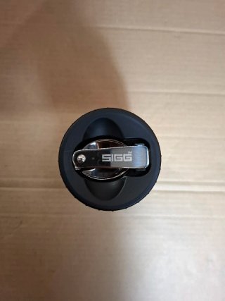 Termo Sigg 0.75L / 25 Oz Negro
