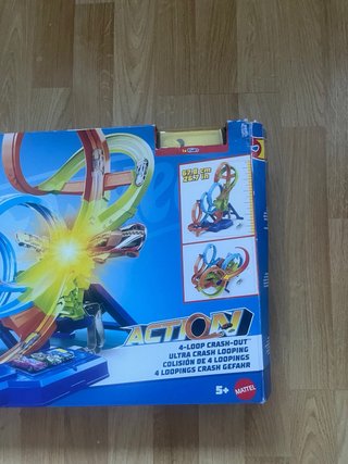 Pista Hot Wheels 4 Loopings