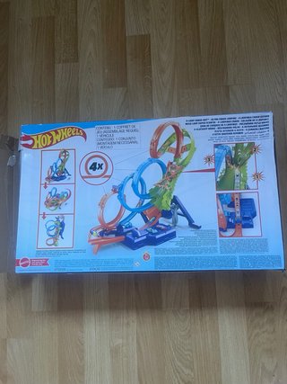 Pista Hot Wheels 4 Loopings
