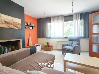 Casa adosada en venta en Llagostera