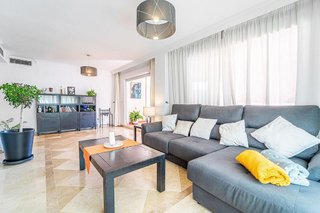 Piso en alquiler en Torrequebrada en Benalmádena
