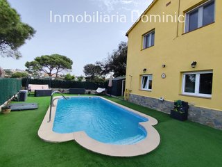 Chalet en venta en Residencial Park en Maçanet de la Selva