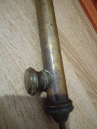 Fumigador antiguo latón y madera