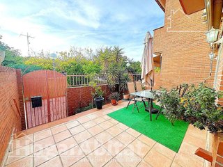 Casa adosada en venta en Divina Pastora en Alicante