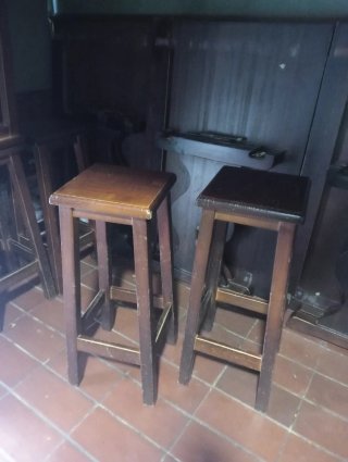 Mobiliario de bar/ mesón