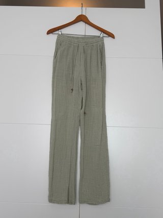 Pantalón lino verde claro