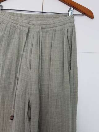 Pantalón lino verde claro